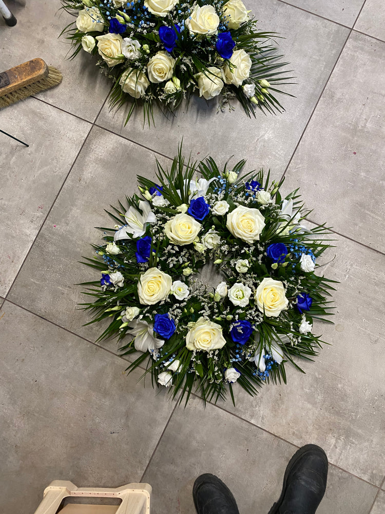 Funeral ring wreath